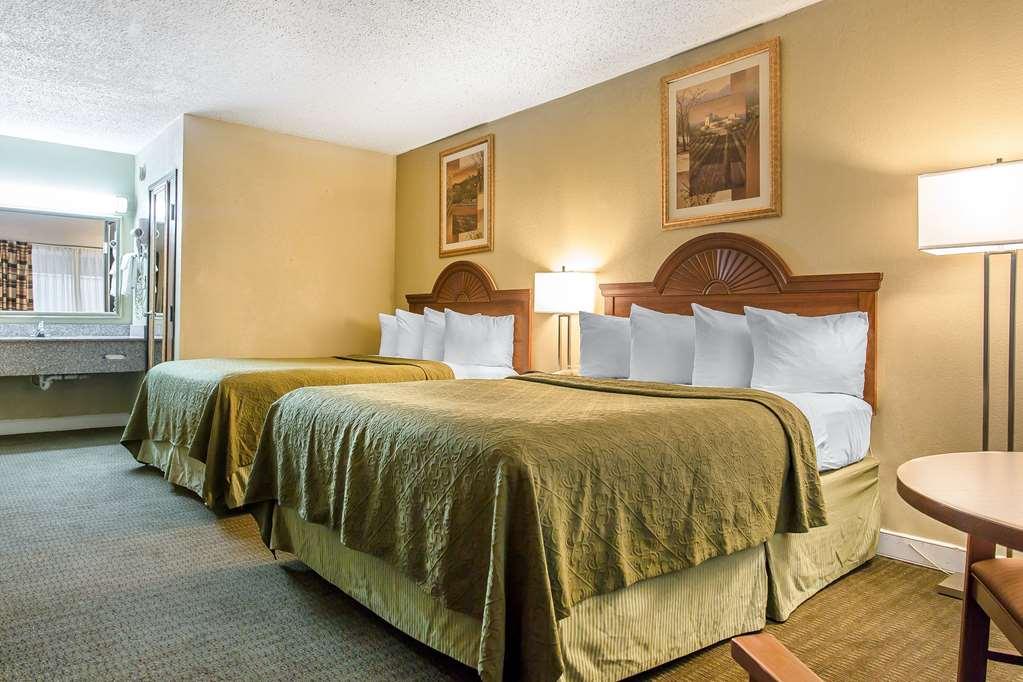 Rodeway Inn Lawton Rom bilde